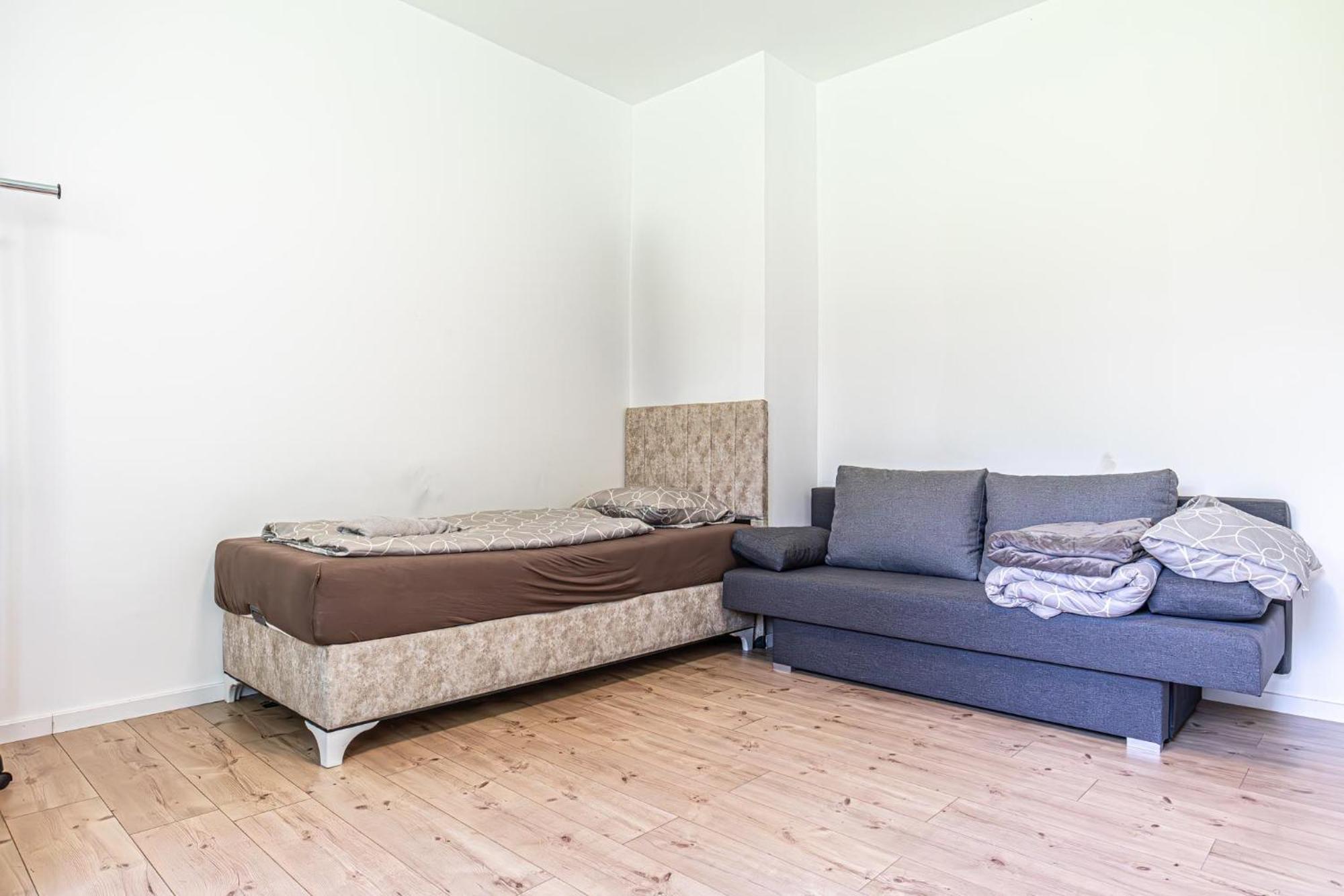 Hostel Comfy In Shared With Terrace And Garden Wien